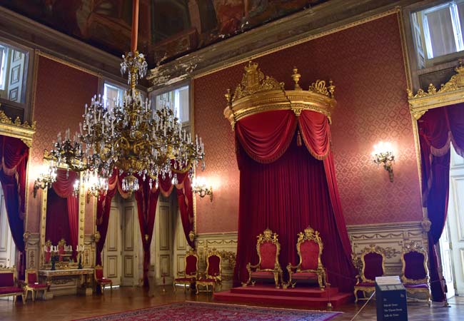 Palacio de Ajuda Throne room