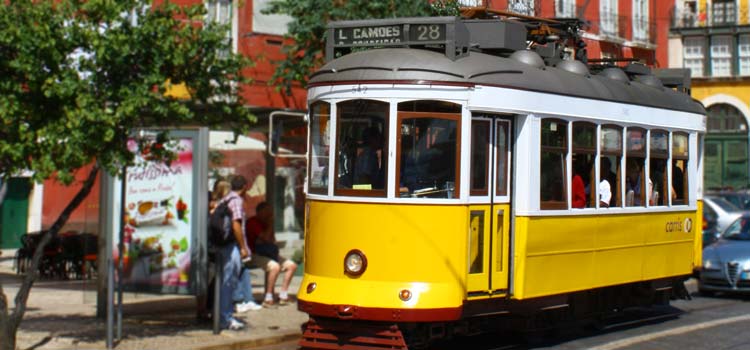 Lisbona tram number 28