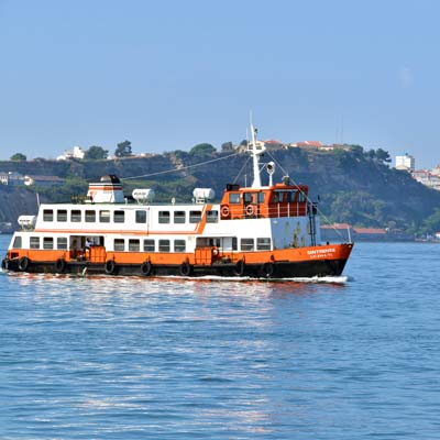 ferry lisbon to Cacilhas 