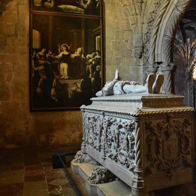 tomb of Luís de Camões Mosteiro dos Jerónimos