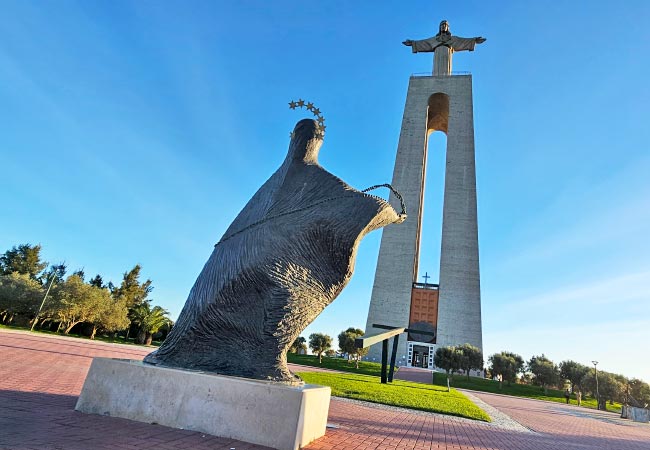 Die Cristo-Rei-Statue in Lissabon