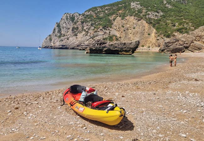 Praia do Ribeiro do Cavalo beach