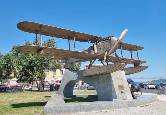 Gago Coutinho biplane seaplane monument Belem