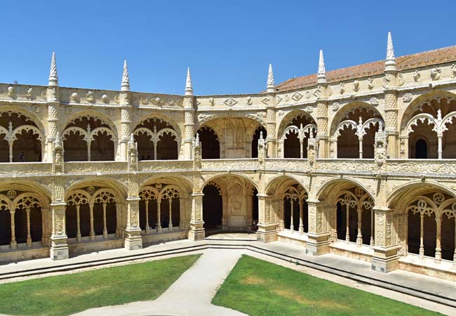 cloisters Mosteiro dos Jeronimos