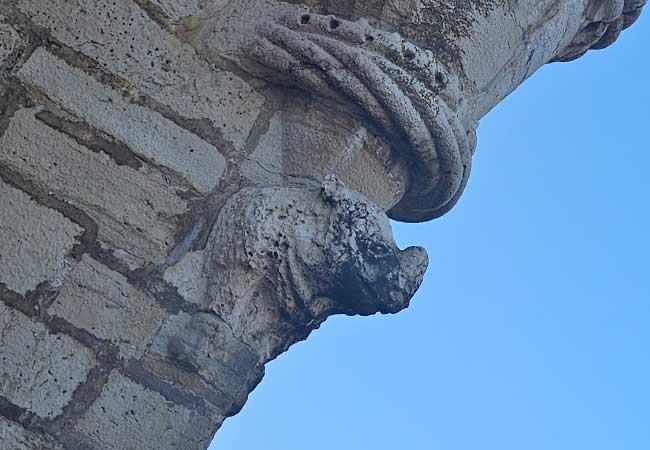 Torre de Belém statue du rhinocéros 