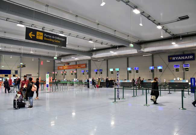 Der Check-in-Bereich des Terminal 2