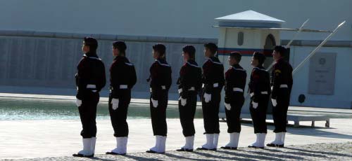 Lisbon army guarding the tomb