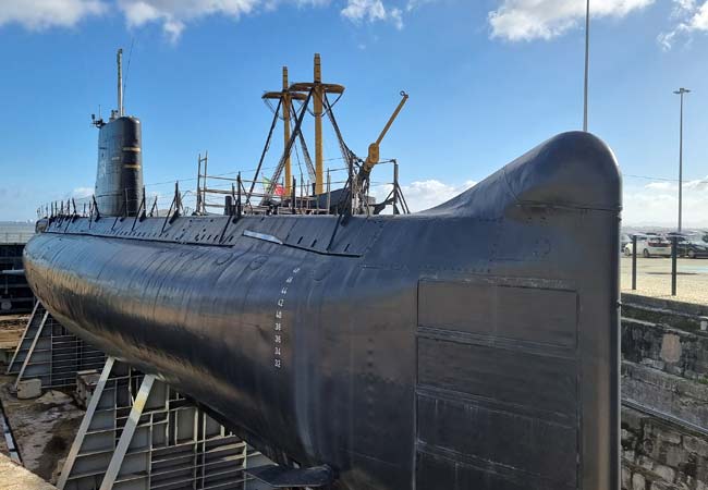 El submarino NRP Barracuda  Cacilhas