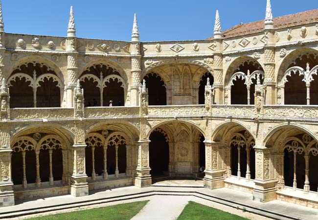 Mosteiro dos Jeronimos cloisters