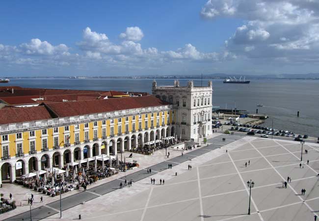 Praça do Comércio and Terreiro do Paço