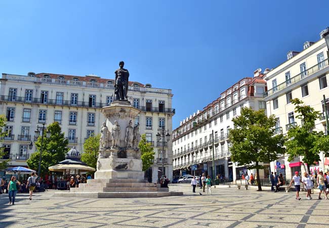 Praça Luis Camoes Lisbonne