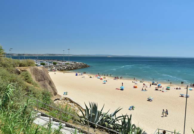 Praia da Torre Beach